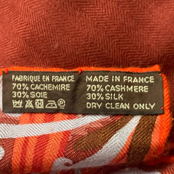 Hermes Silk & Cashmere “Tiger Tyger” Scarf - Picture 5 of 5